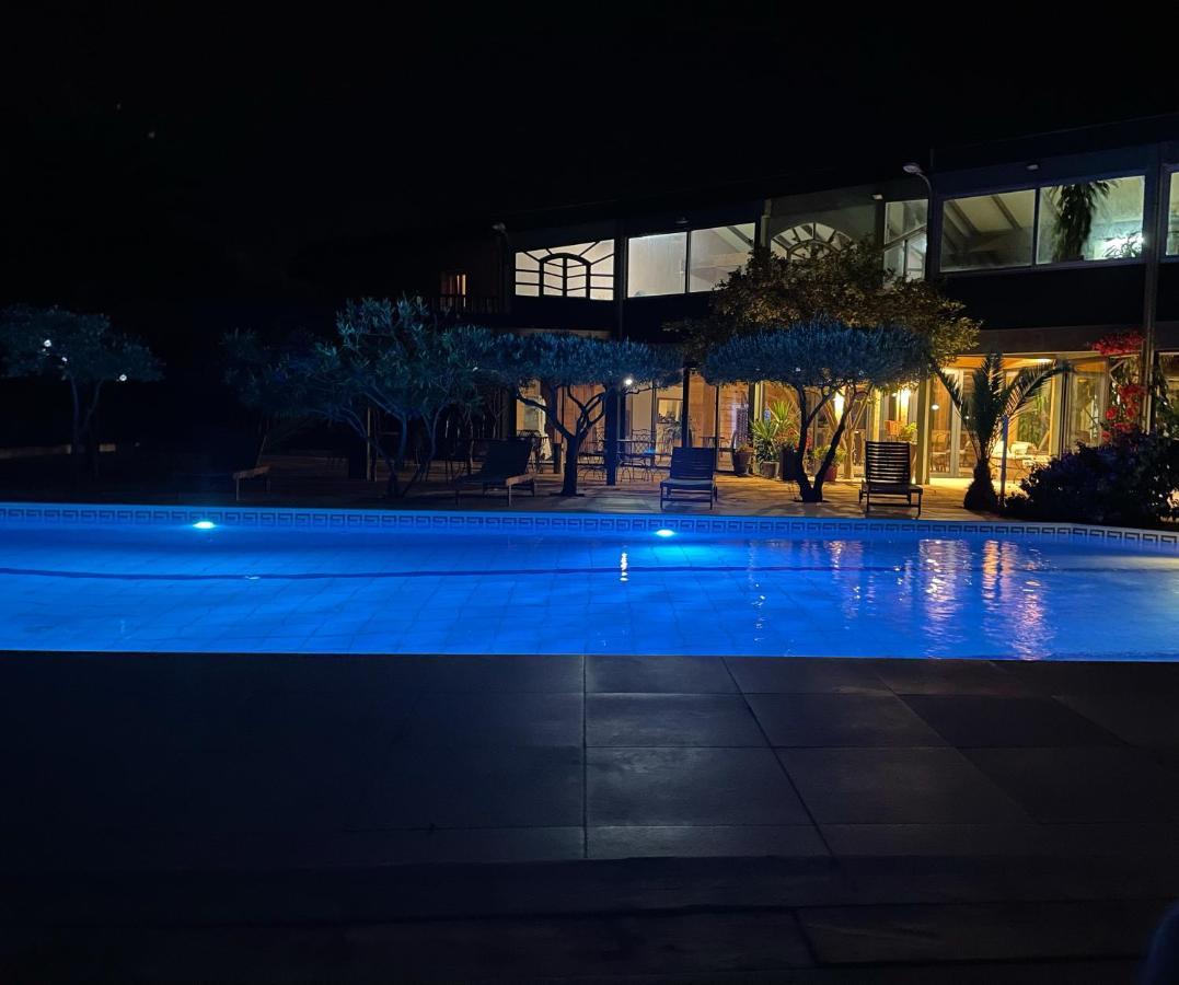 Tropic 3*
